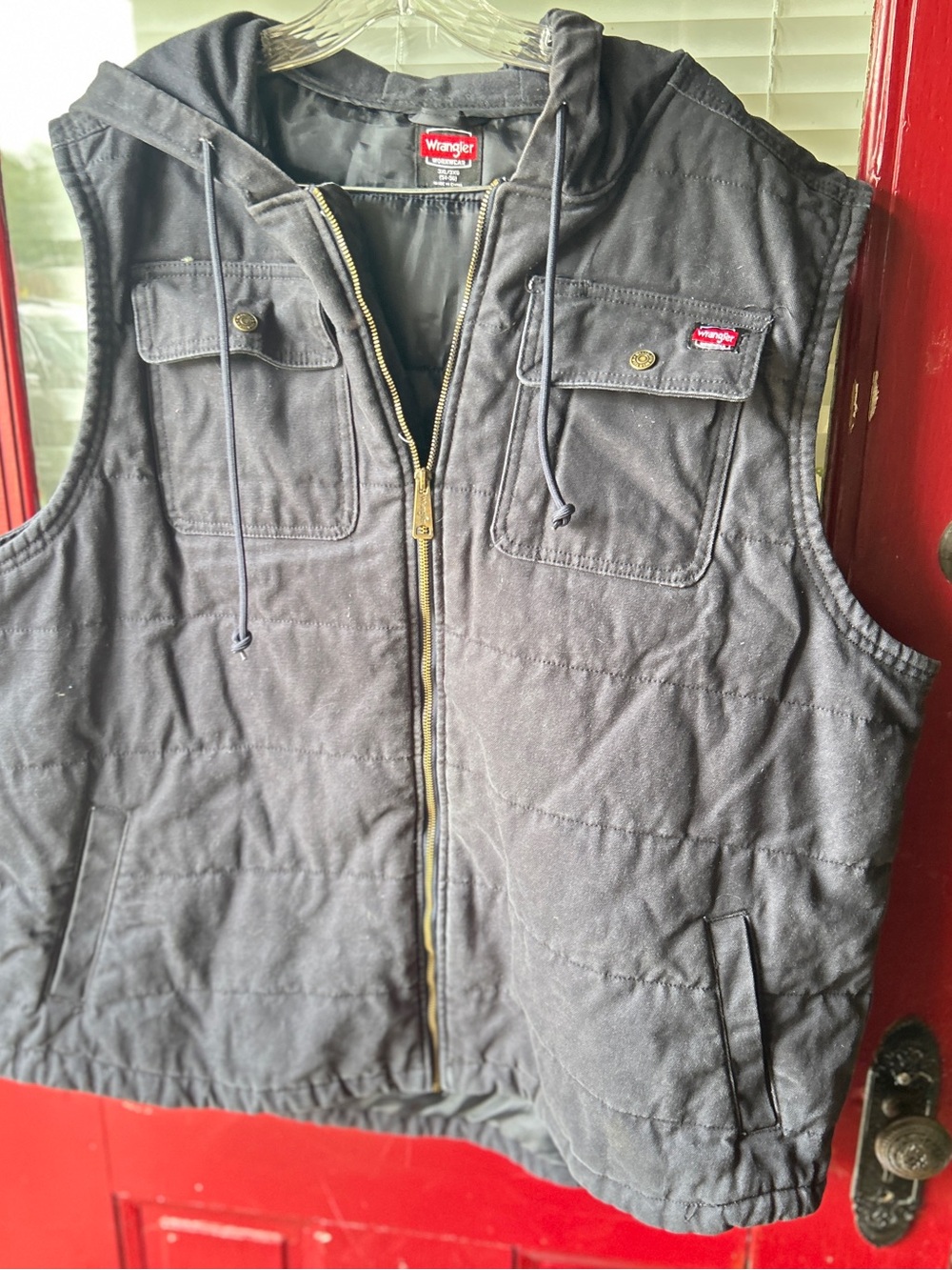 Men's Wrangler workwear quilted vest